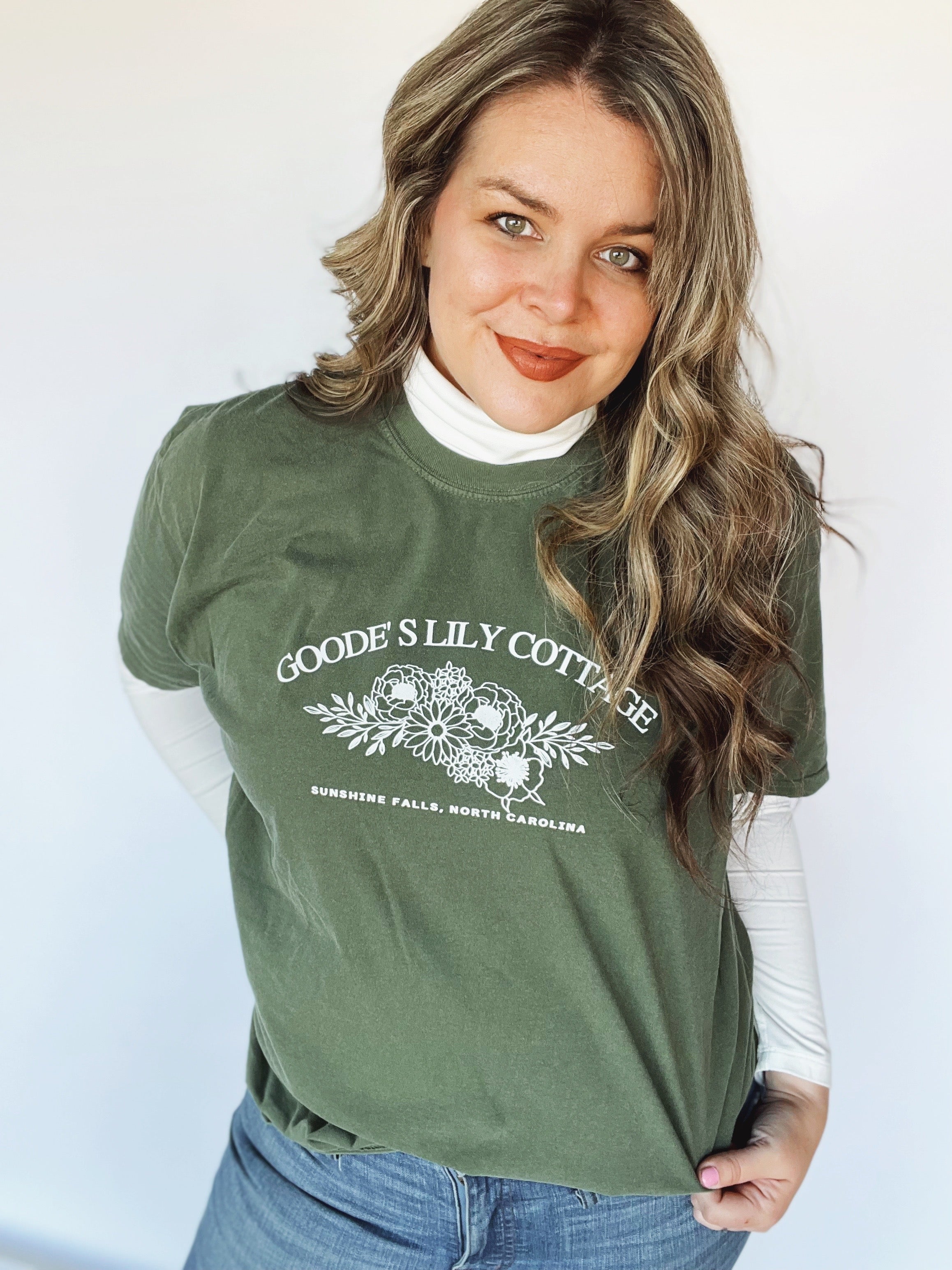 Goode's Lily Cottage Tee