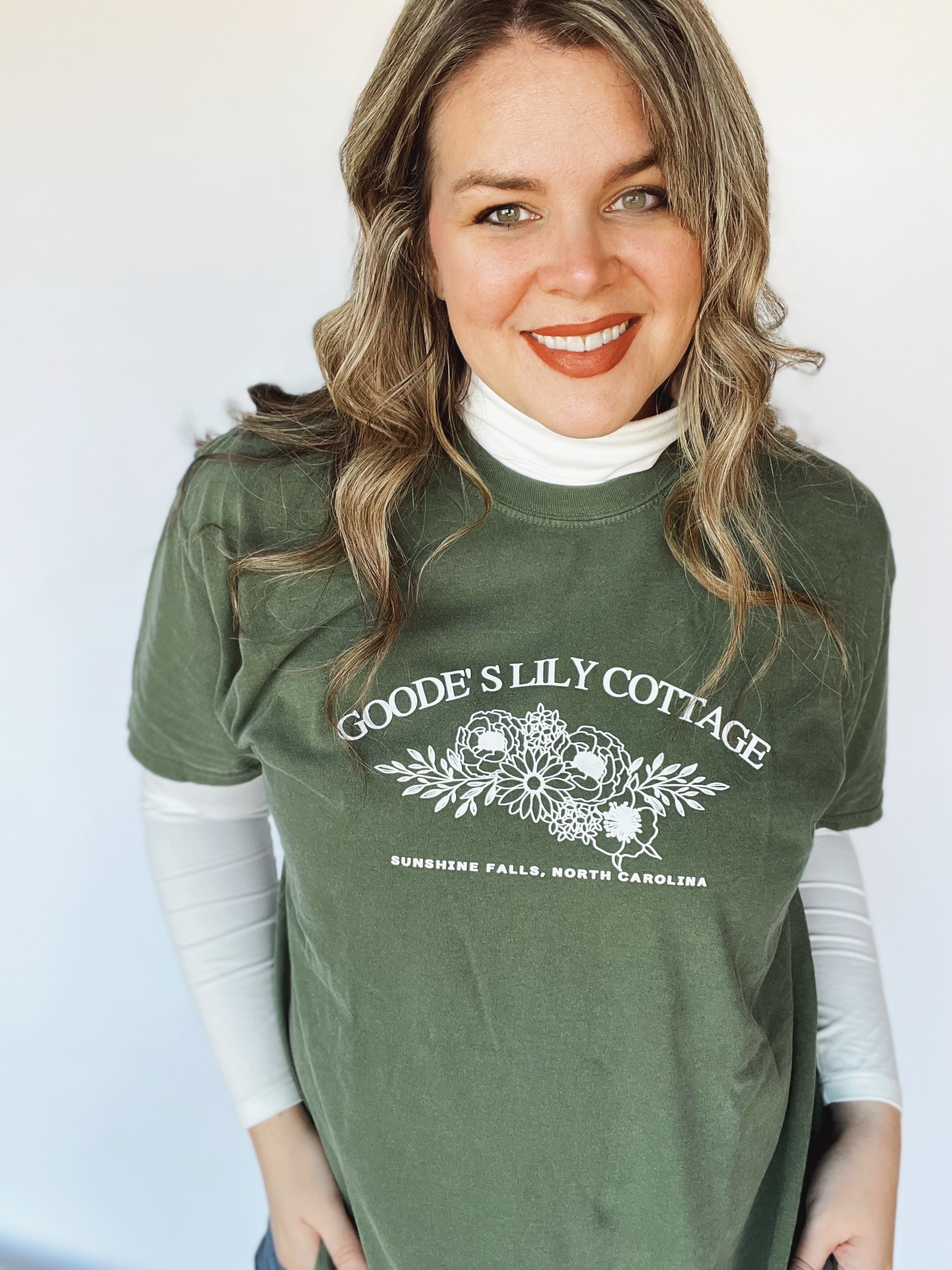 Goode's Lily Cottage Tee